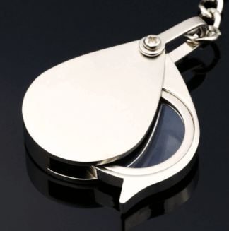Magnifying glass 8 x on keyring.